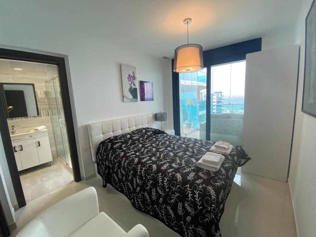 SEA SENSES - Punta Prima - VISTA AL MAR Apartment Torrevieja Bagian luar foto